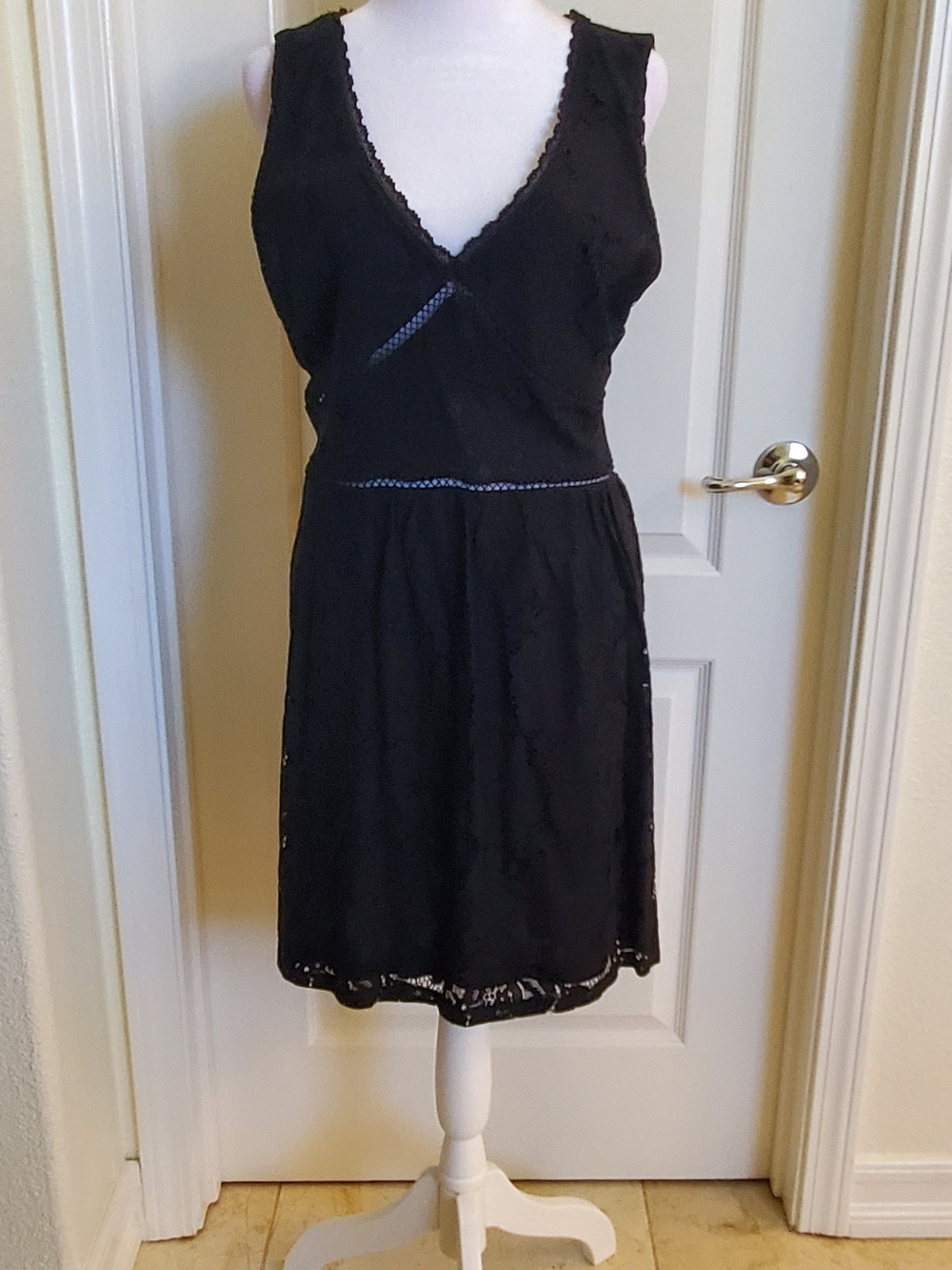 NWT Xhilaration Black Lace Sleeveless V-Neck Midi Dress- Size L